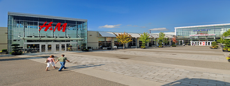 M coquitlam outlet